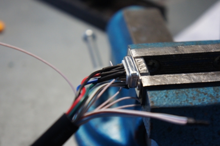 ../../_images/DSUBsoldering.jpg